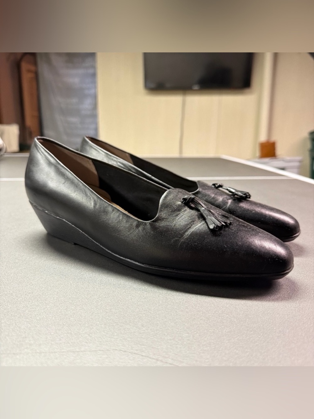 Easy Spirit Black Tassel Loafers‎ Small Heel Women’s 9.5 Great Condition